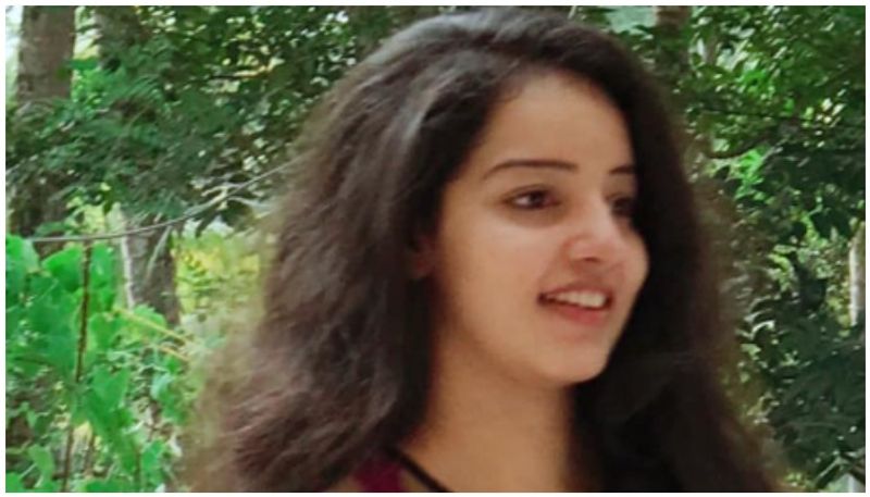 മാളവിക മേനോൻ