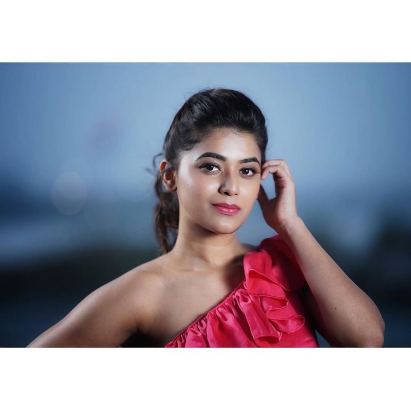 Yaminibaskar 