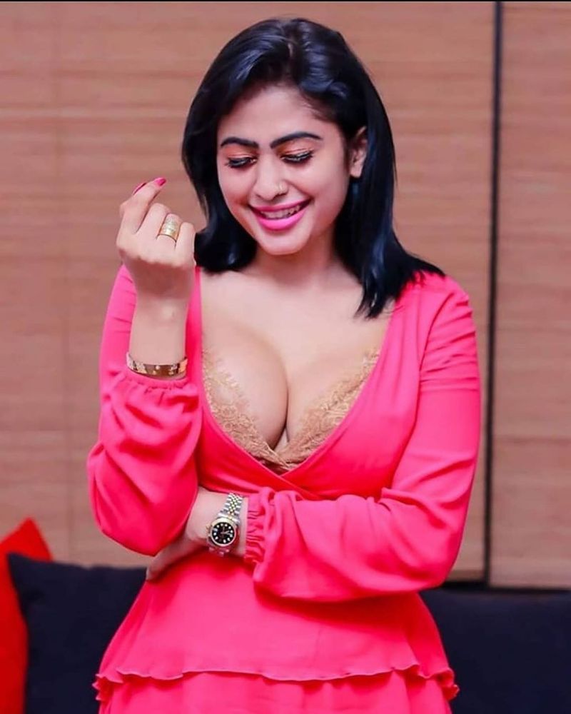 Piyumi hansamali 