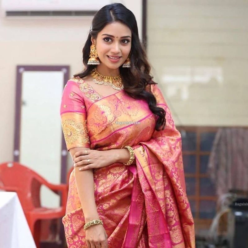Nivethapethuraj 