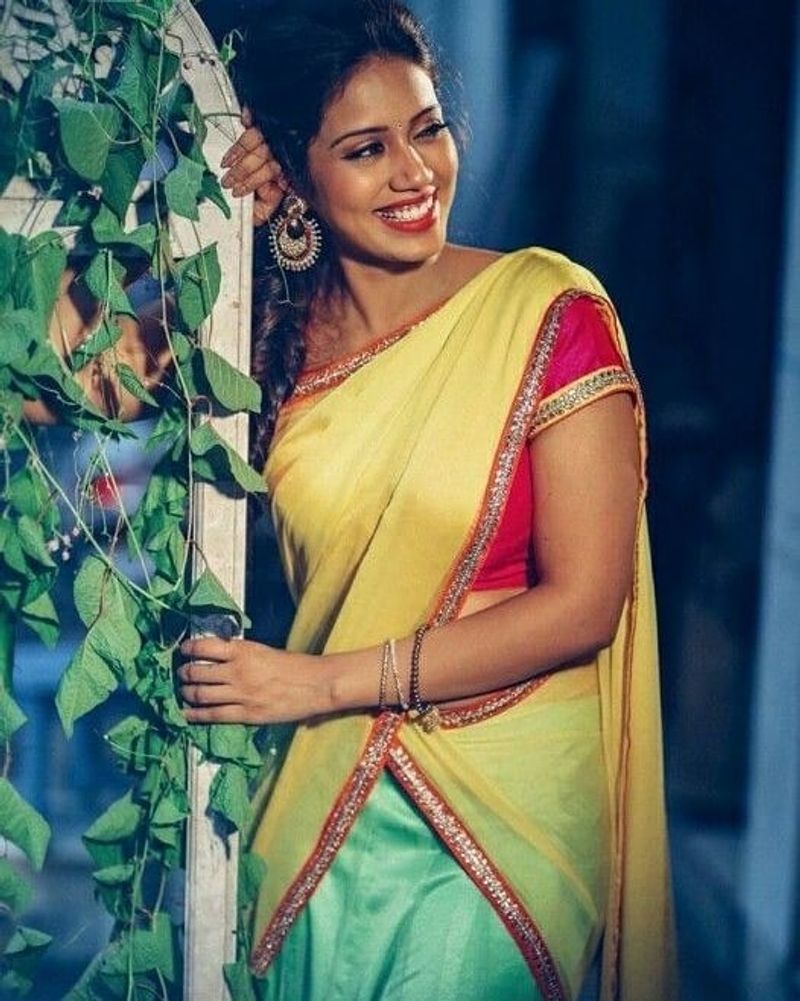 Nivethapethuraj 