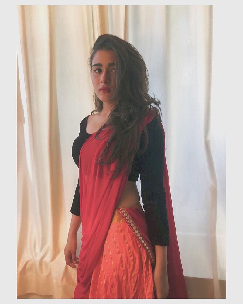 Shalini 
