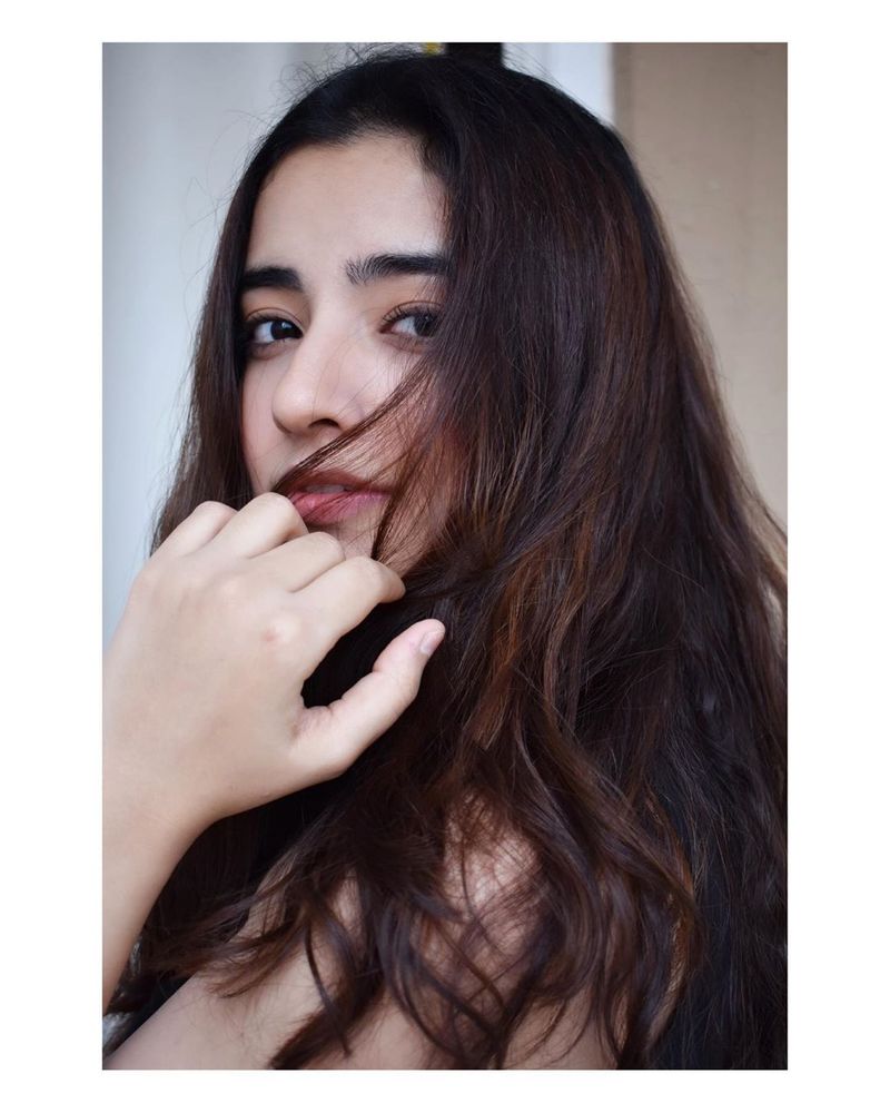 Rukshardhilloni 