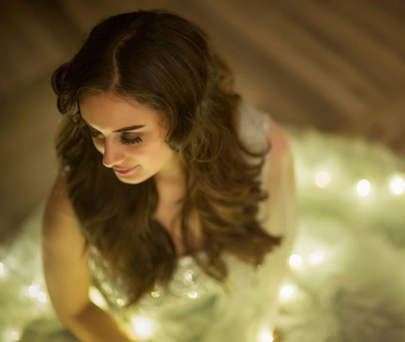 Evelyn sharma 