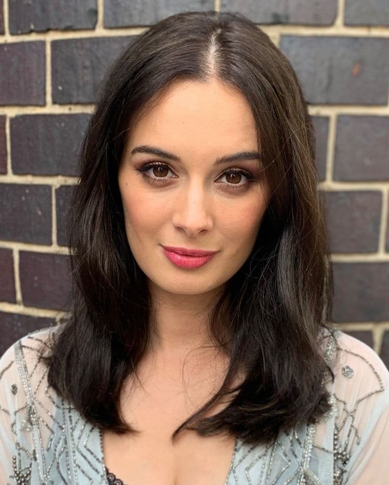 Evelyn sharma 