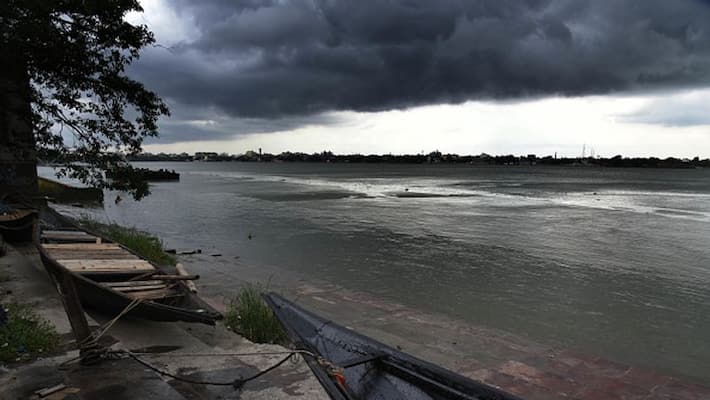 Weather update for heavy rainfall issued in Kolkata and West Bengal BRT Weather update for heavy rainfall issued in Kolkata and West Bengal BRT
