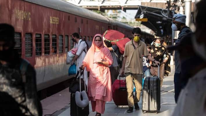 Shramika train Migrant workers traveled Mumbai to Up but ends with odisha Shramika train Migrant workers traveled Mumbai to Up but ends with odisha