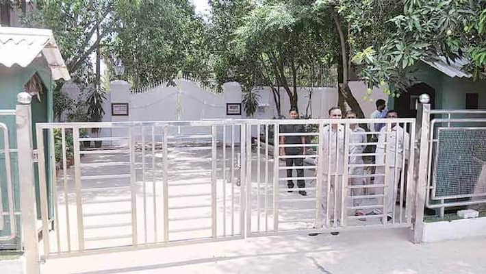 ex ministers get notices to vacate official bungalows in madya pradesh ex ministers get notices to vacate official bungalows in madya pradesh