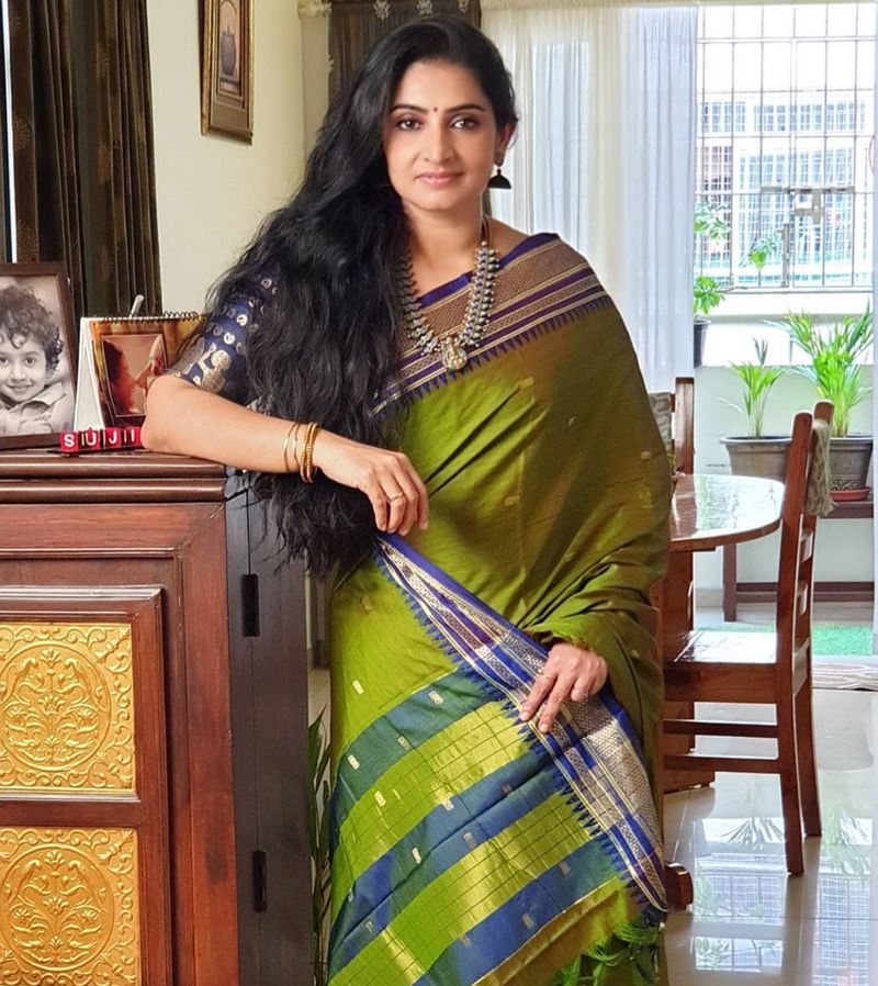 Pandiyan stores sujitha photo gallery