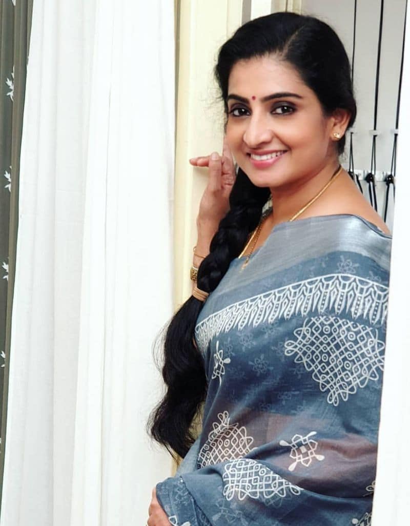 Pandiyan stores sujitha photo gallery