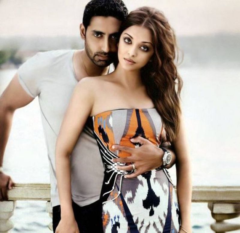 ঐশ্বর্যা বিভিন্ন সময়ে তাঁর সৌন্দর্যের পিছনের রহস্যের কথা বলতে গিয়ে জানিয়েছিলেন, তিনি সে ভাবে কোনও জাঙ্ক ফুড বা ফার্স্টফুড খান না। তাঁর বরং পছন্দের বাড়িতে বানানো খাবার।