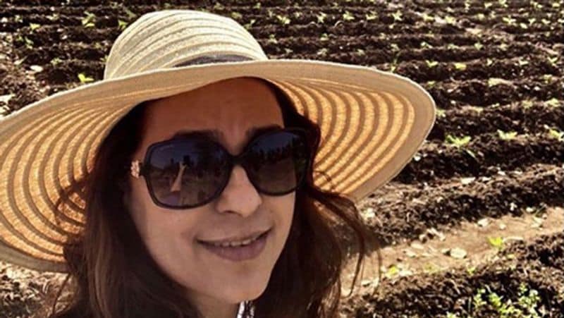 'ಜೂಹಿ ವೆರಿ ಸ್ವೀಟ್ ಅಡೋರಬಲ್ ಗರ್ಲ್ ಅವರನ್ನು ಮದುವೆ ಮಾಡಿಕೊಡಲು ತಂದೆಯನ್ನು ಕೇಳಿದಾಗ, ಇಲ್ಲ ಎಂದು ಹೇಳಿದರು' ಎಂದು ಸಲ್ಮಾನ್ ಶೋನಲ್ಲಿ ಜೂಹಿಯ ಬಗ್ಗೆ ಕೇಳಿದಾಗ ಹೇಳಿದರು.
