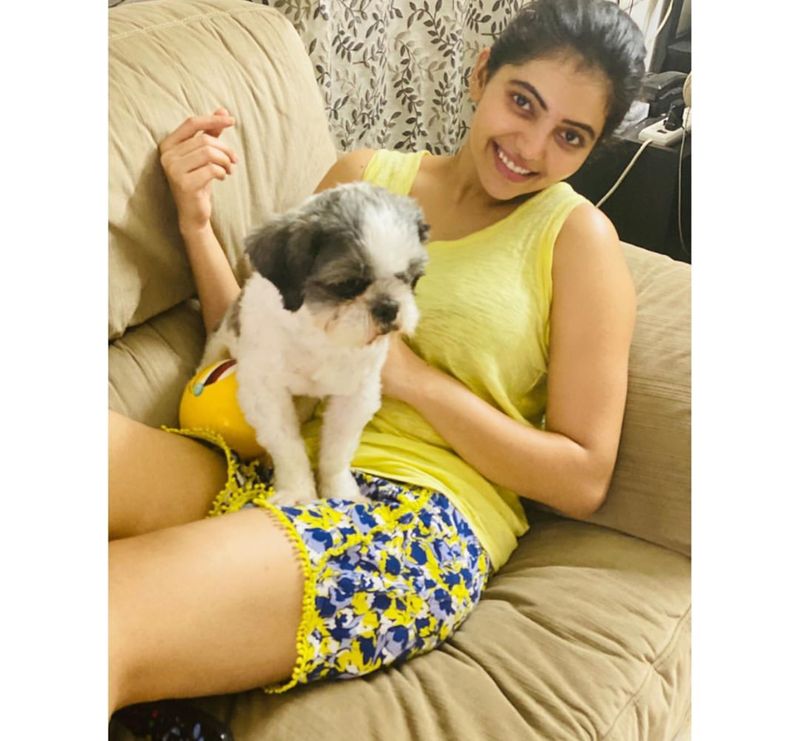 Athulya ravi recent photos