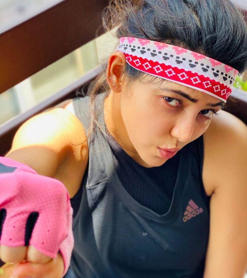 Athulya ravi recent photos