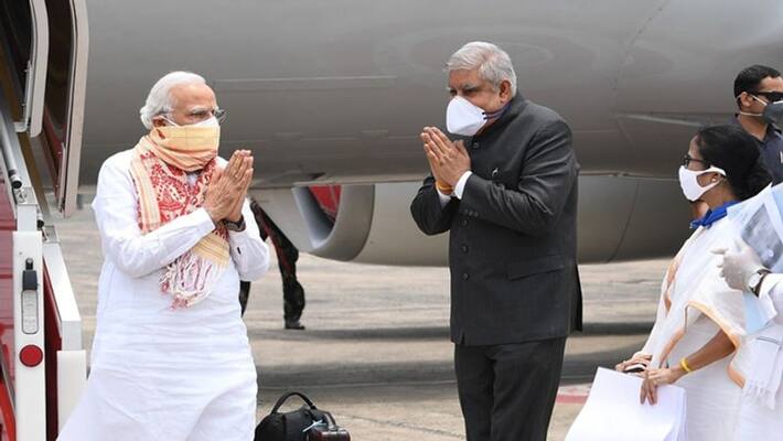 PM Modi announces Rs 1,000 cr immediate relief for cyclone Amphan-hit Bengal PM Modi announces Rs 1,000 cr immediate relief for cyclone Amphan-hit Bengal