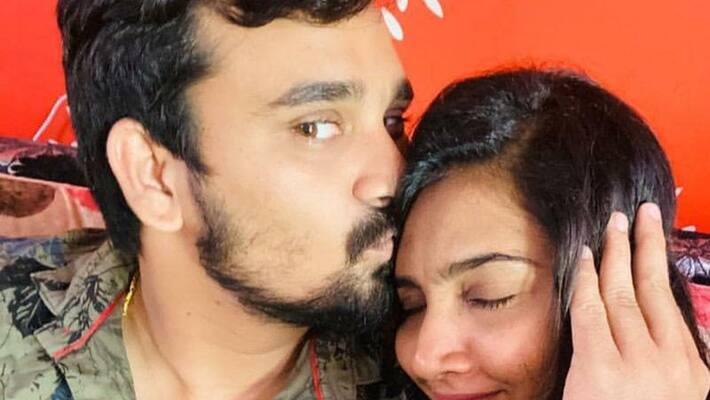 Serial Actress Myna Nandhini Revel she is Pregnant Serial Actress Myna Nandhini Revel she is Pregnant