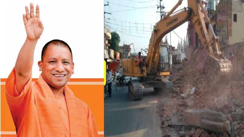इन दुकानदारों को पास में ही प्रस्तावित मल्टीस्टोरी शापिंग काम्पलेक्स में शिफ्ट करने की योजना है। गोरखपुर के मोहद्दीपुर से जंगल कौड़िया तक करीब 17 किलोमीटर लंबे फोरलेन के निर्माण में आड़े आ रहीं गोरखनाथ मंदिर परिसर से सटी करीब दो दर्जन दुकानों को तीन दिन में ध्वस्त कर दिया गया है। 