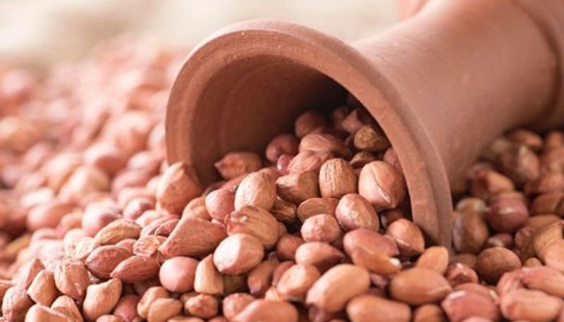Why you must eat peanut daily during winter season
