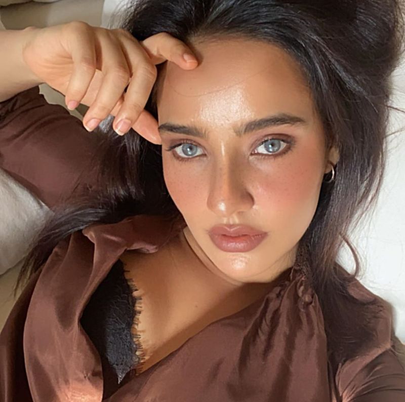 Neha Sharma photo gallery 