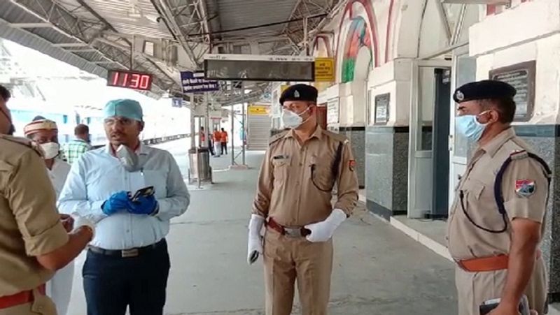 All trains cancelled from west bengal on 27 August due to lockdown RTB