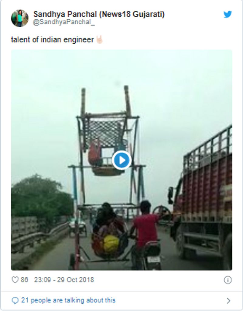ये निकला नतीजा
सोशल मीडिया यूज़र्स ने करीब दो-तीन साल पुराने वीडियो को प्रवासी मजदूर से जोड़कर फर्जी दावों के साथ शेयर किया है। यह बात पूरी तरह से गलत है और इससे लगता है कि यह घटना लॉकडाउन के दौरान घटी है। 