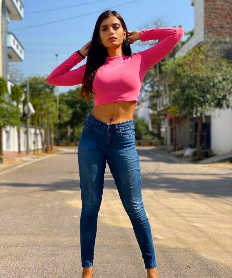 Amisha sinha 