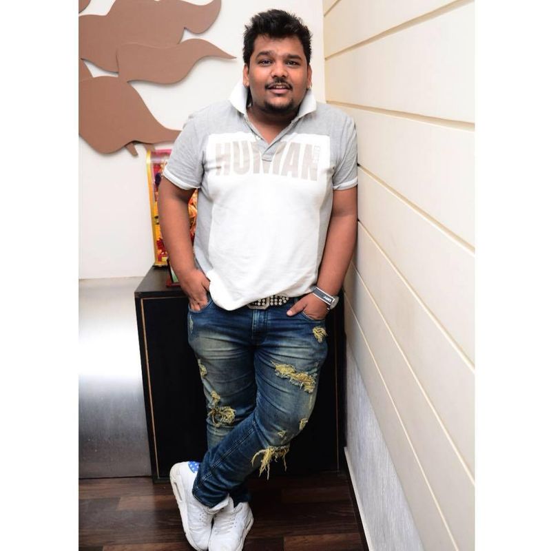 ಪೋಷಕರು ಹಾಗೂ ಅಣ್ಣನ ಜೊತೆ ಮಥುರಾದಲ್ಲಿ ವಾಸವಿದ್ದರು . ಮೋಹಿತ್ ಆಪ್ತ ಗೆಳಯನಿಂದ ಅವರ ನಿಧನದ ವಿಚಾರ ತಿಳಿದುಬಂದಿತ್ತು' ಎಂದು ಕಿರುತೆರೆ ನಟ ಶಾಂಧಿಯಾ ತಿಳಿಸಿದ್ದಾರೆ.