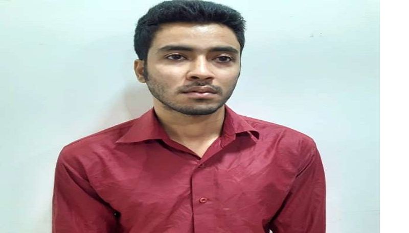 लखनऊ में एसटीएफ के एएसपी विशाल विक्रम सिंह ने बताया कि मुंबई के चूना भट्ठी इलाके से पकड़े गए कामरान को 24 मई तक ट्रांजिट रिमांड पर लेकर यूपी एसटीएफ की टीम लखनऊ लौट रही है। इस साजिश में किसी संगठन का हाथ है कि नहीं, उससे पूछताछ के बाद ही पता चल सकेगा।
