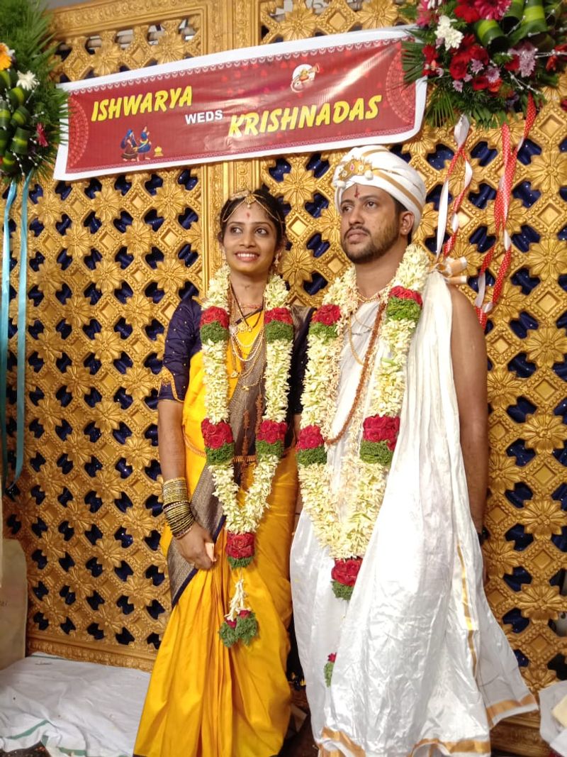 ಜಿಲ್ಲಾಡಳಿತದ ಅಧಿಕೃತ ಅನುಮತಿಯೊಂದಿಗೇ ಈ ವಿವಾಹ ಕಾರ್ಯಕ್ರಮ ನಡೆದಿದೆ.