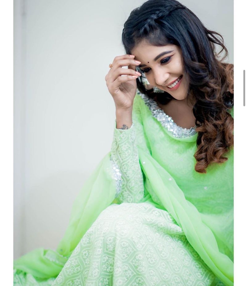 Big boss shakshi agarwal