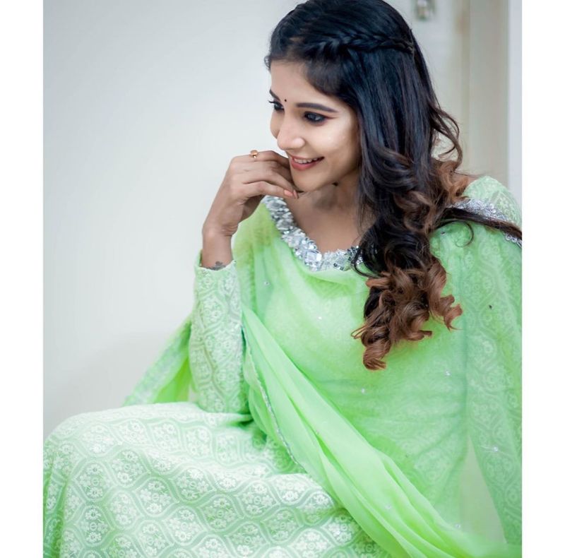 Big boss shakshi agarwal