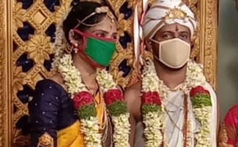 ರಾಜ್ಯಾದ್ಯಂತ ಭಾನುವಾರದ ಕೊರೋನಾ ಕರ್ಫ್ಯೂವನ್ನು ವಿಧಿಸಲಾಗಿದ್ದರೂ, ಉಡುಪಿ ಜಿಲ್ಲೆಯಲ್ಲಿ 27 ಮದುವೆಗಳು ನಡೆದಿವೆ.