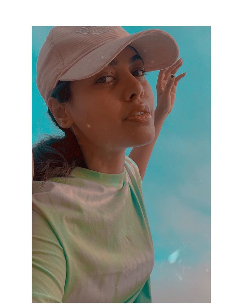 Bindu madhavi 