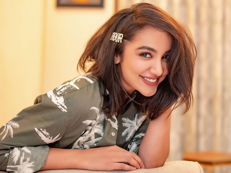 Tejaswimadivada 