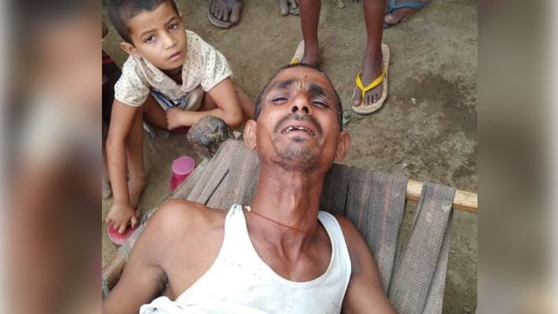यह मामला यूपी के कानपुर जिले के सचेंडी थाना क्षेत्र के भूल गांव का है। यहां रहने वाले फिरोज अली मनरेगा में मजदूरी करते हैं। उनका प्रॉपर्टी को लेकर पारिवारिक विवाद चल रहा है। उनका बड़े भाई से विवाद हो गया था। इसके बाद रैकेपुर चौकी पुलिस फिरोज को उठा ले गई और खूब पीटा।
