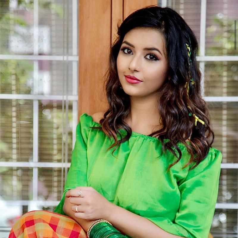 Vanitha Hariharan photo gallery 