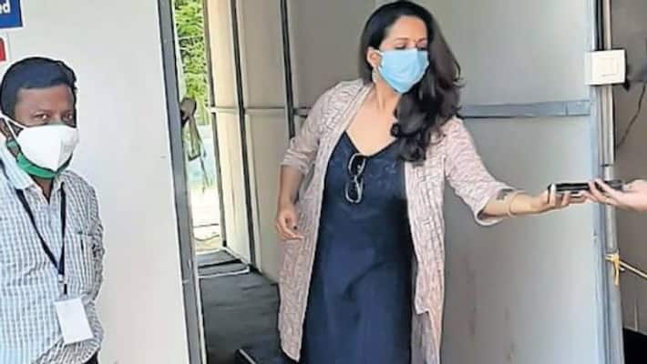 After Bangalore to Kerala Actress Bhavana Self quarantine at home After Bangalore to Kerala Actress Bhavana Self quarantine at home