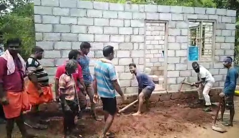 ಇವರ ಮನೆಯ ದಾಖಲೆ ಪತ್ರಗಳು ಸರಿಯಿಲ್ಲದ ಕಾರಣ ಸರಕಾರದ ನಿವೇಶನವೂ ದೊರಕಿರಲಿಲ್ಲ.ಇದಕ್ಕಾಗಿ ವಾಟ್ಸಾಪ್ ನಲ್ಲಿ ಕಟ್ಟೋಣ ಬಾಳಿಗೊಂದು ಸೂರು ಎಂಬ ಗುಂಪು ರಚಿಸಿ,ದಾನಿಗಳನ್ನು ಸೇರಿಸಿ,ಯುವಕ ಮಂಡಲಗಳ ಸದಸ್ಯರನ್ನು ಸೇರಿಸಿ ಕಾರ್ಯೋನ್ಮುಖರಾದರು.