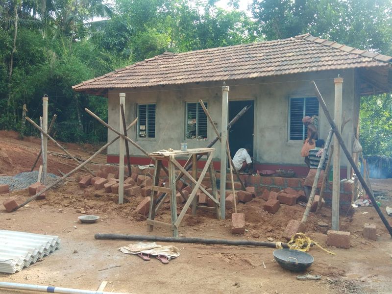 ಜೂ.5 ರೊಳಗೆ ಮನೆ ನಿರ್ಮಾಣ ಪೂರ್ಣಗೊಳಿಸಿ ಕುಟುಂಬಕ್ಕೆ ಹಸ್ತಾಂತರ ಮಾಡುವ ಇರಾದೆ ಈ ತಂಡಕ್ಕೆ ಇದೆ.