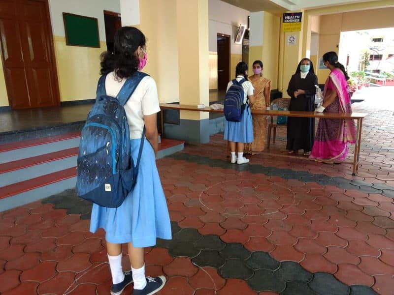 tamilnadu campus front of India alert private school malpractice