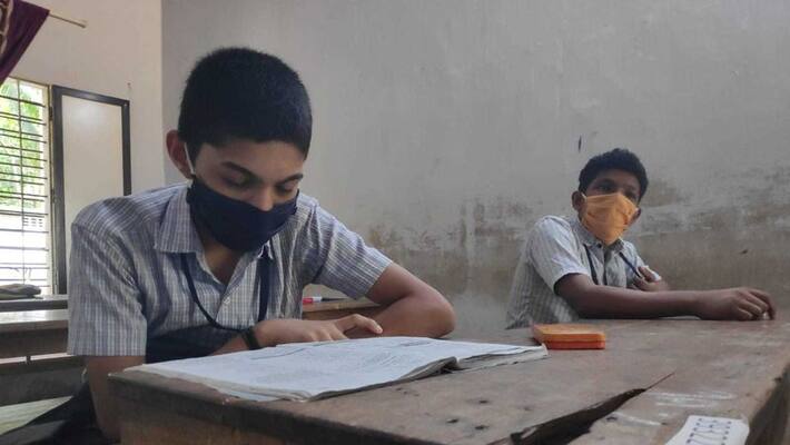 Students study in goa writes sslc exam in karwar Students study in goa writes sslc exam in karwar