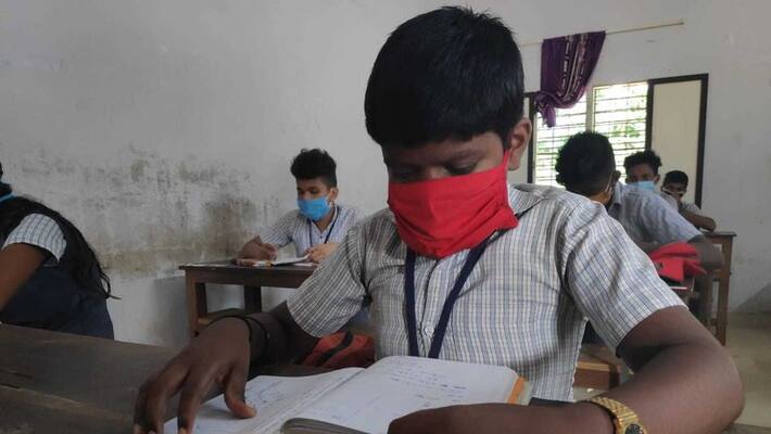 school re opening plan in Kerala expert committee to submit report to education minister school re opening plan in Kerala expert committee to submit report to education minister