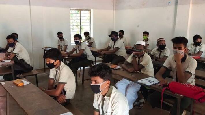 telangana government permits hostel students to write tenth exams in home town telangana government permits hostel students to write tenth exams in home town