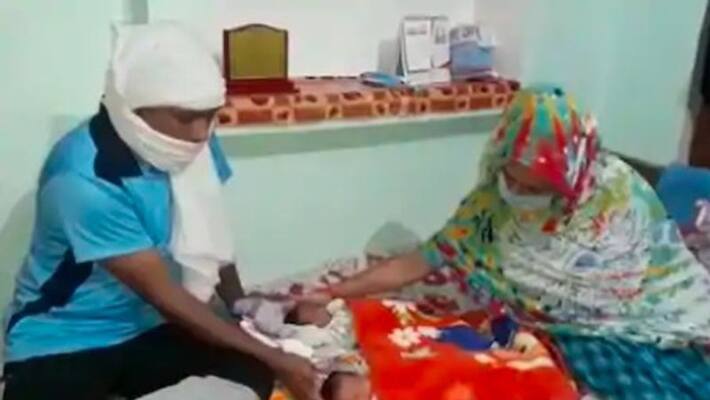Sanitizer and Quarantine named after twins children birth in Meerut kpl Sanitizer and Quarantine named after twins children birth in Meerut kpl