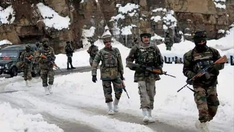 Indian army 3 died after china army attack at border