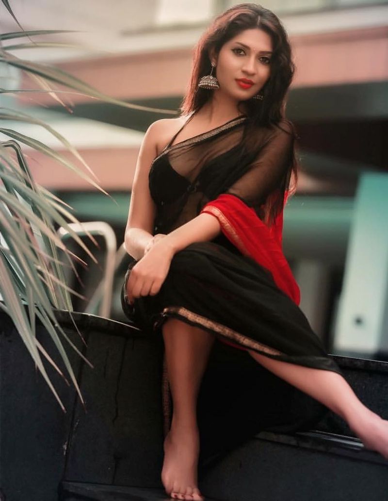 Sandalwood Heroine Iti Acharya Photos