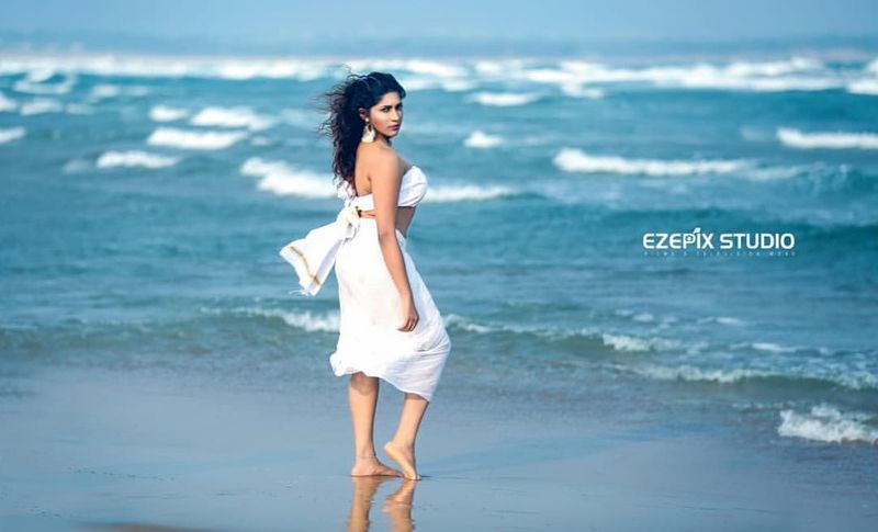 Sandalwood Heroine Iti Acharya Photos