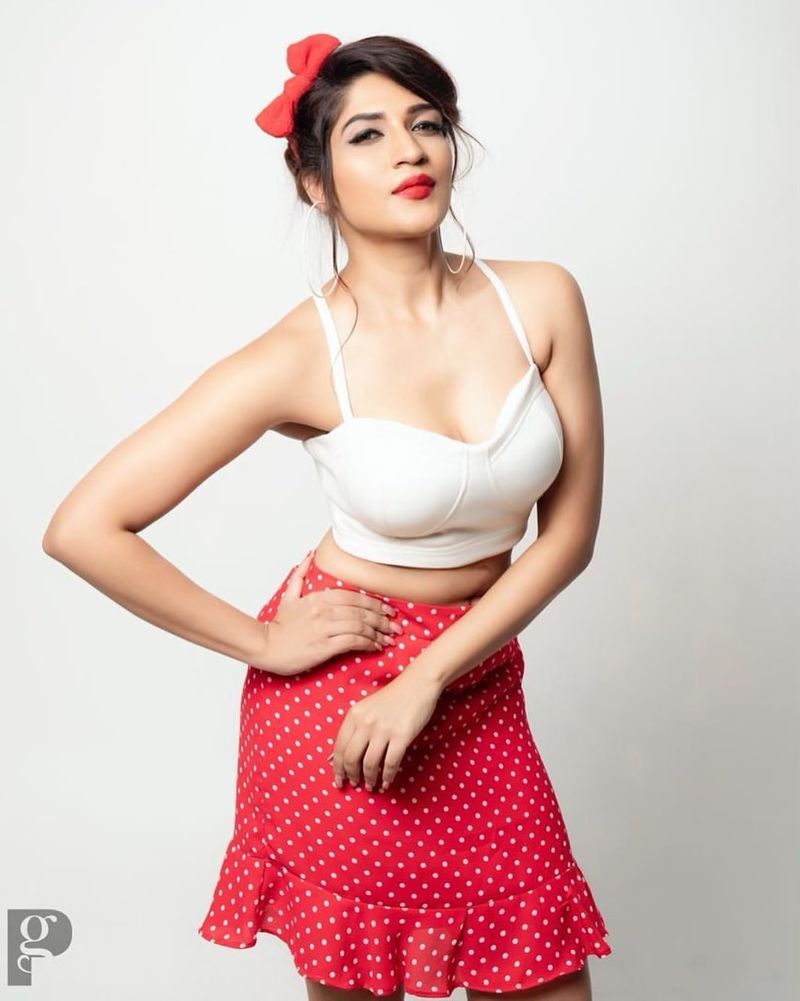 Sandalwood Heroine Iti Acharya Photos