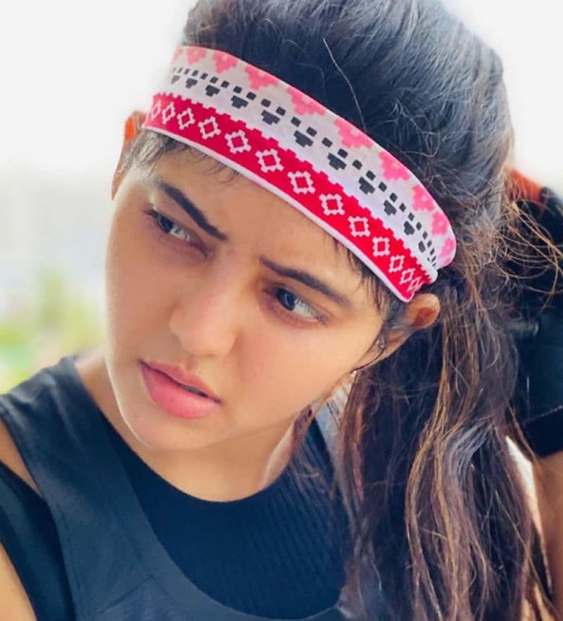 Athulya ravi latest clicks 