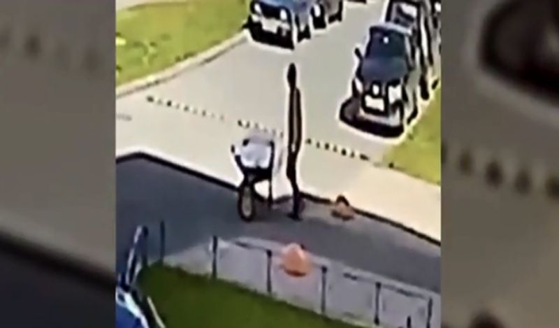 man caught roaming on roads for an hour with girlfriend corpse on wheelbarrow after murder kph